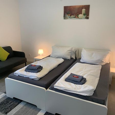 Cityapartment Platinum Mit Balkon Bzw,Terrasse 빌레펠트 외부 사진